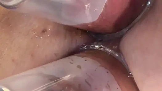 Aşırı yakın çekim çift vakum pompalama göt ve amcık