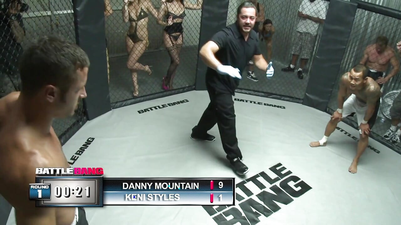 Awek putih berpantat besar dikongkek keras! Alexis Texas!