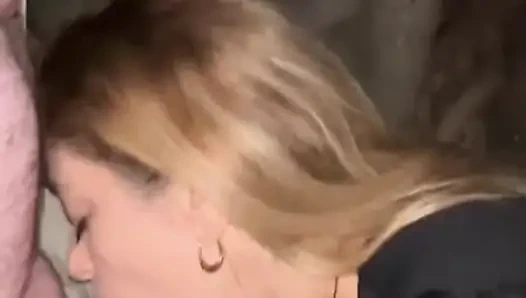 Amatör evli kadın park emiyor