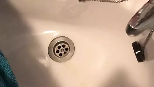 beni cumming içinde lavabo