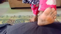 Krásná otrokyně indických nohou