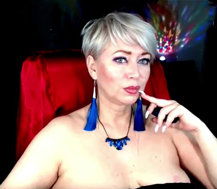 My Wife Is a Cool Webcam Slut-12 Wild MILF Dancing with Naked Big Tits