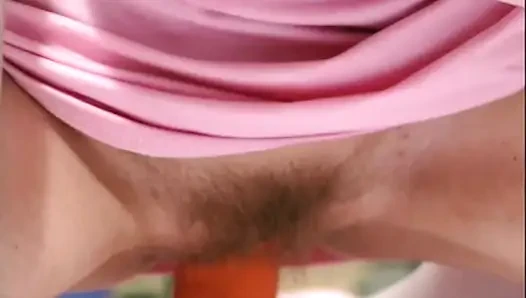 Fingering dan mainan seks warna pink sampai dalam banget
