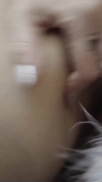 Moment iconic de la "Creampie profundă pentru matură sexy germană tatuată Mara Martinez - Futai cu poveste de Crăciun"