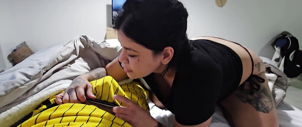 I Fucked a Mature Woman in Exchange for Financial Help