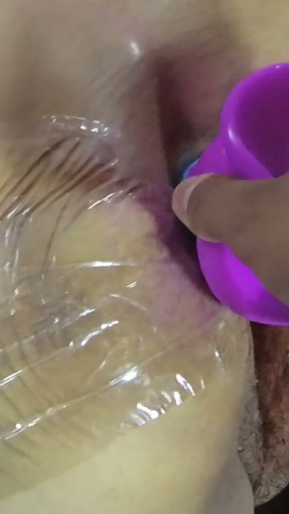 "Leo Avant", the dildo from Honey Play Box is easily absorbed by this ass hole. Get 20% off with code "SADO" | Clip 1
