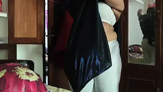 India Curvey Girl Naked Completely and Getting Dressed