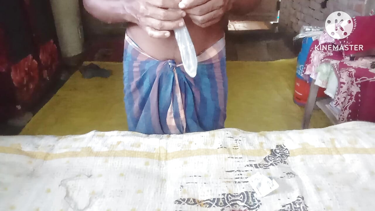 バングラデシュの田舎の少年、とてもとてもホットです
