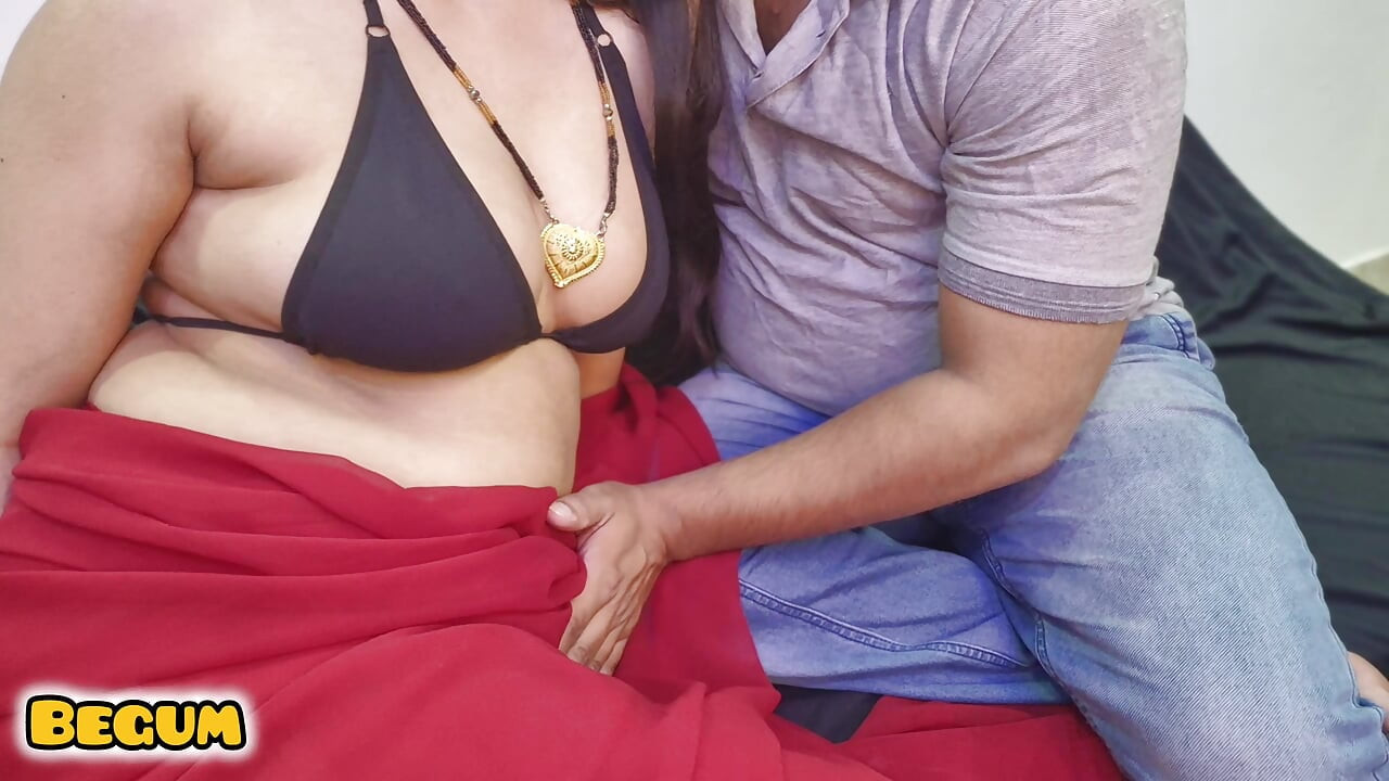 Alisha Bhabhi трахнули с гостем