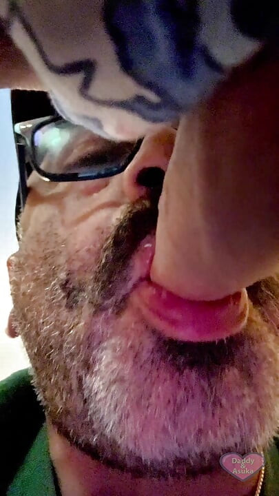 Epic Session Baby Gets Spread Eaten Sucked and Cummed on by Stepdaddy