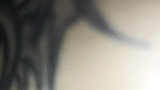 Diese Papaya liebt Bananen