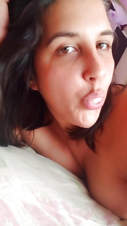 Nude Horny and Doing Big Bubbles for You - Bunny Looner
