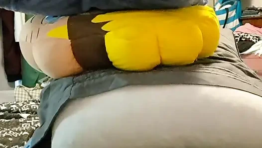 Shy babe gives herself a quivering Orgasm.