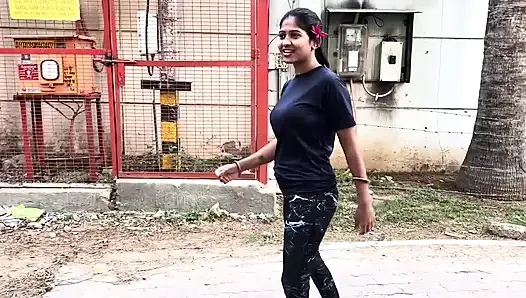 Hintli Asyalı yeni evli bahu yanlışlıkla sert sikiliyor tharki sasurji- sasur bahu seks videosu.
