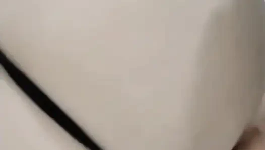 REIFE TÜRKISCHE FRAU MIT GROSSEM HINTERN