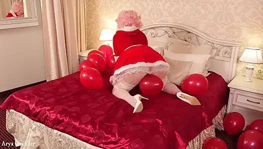 Masturbasi bantal dan balon udara fetish santa MILF