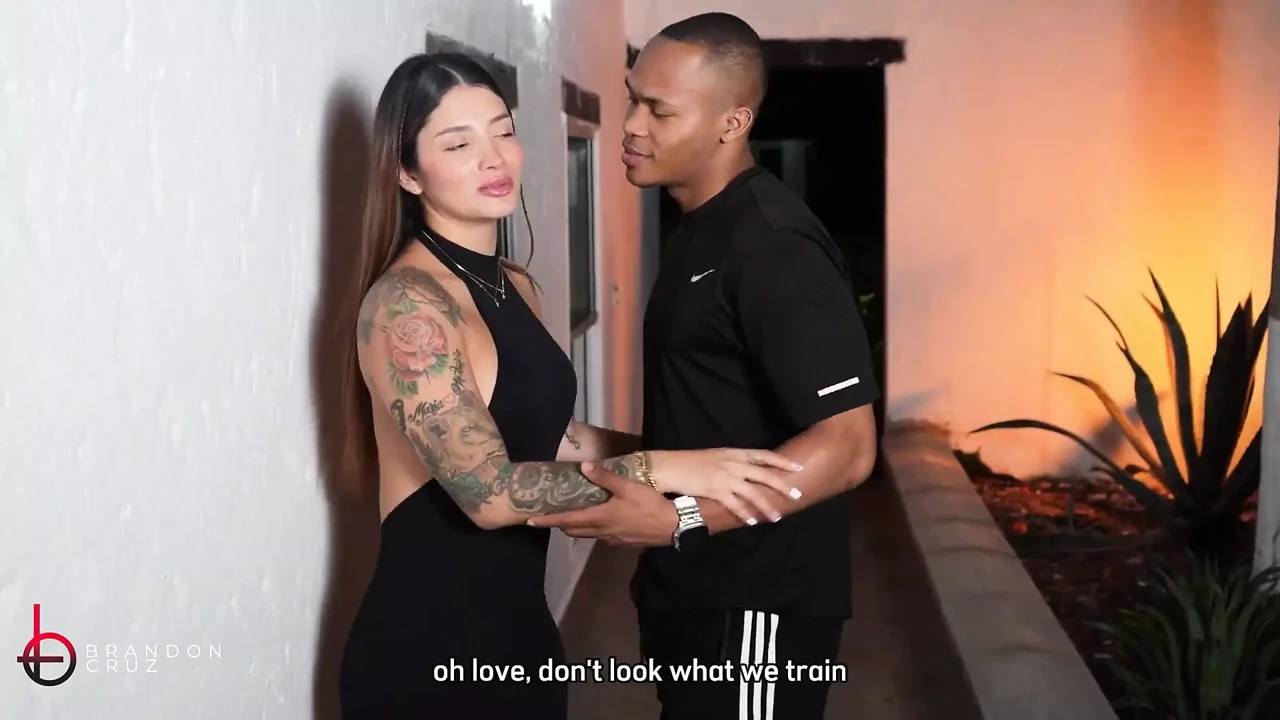Cuckold BBC Husband Has Sex in the Bathroom with His Wife's Stepsister - Brandon Cruz & Luna Vitaler