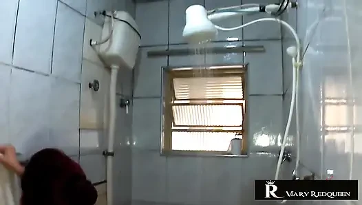 From a Shower Fix to a Delicious Cum Bath