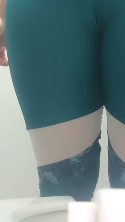 คนบ้าแอบวางกล้องถ่ายในห้องน้ำยิม | คลิป 1