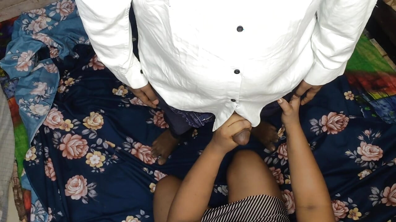 Megbasztam a gudzsaráti menyét azzal, hogy új ágyat csináltam