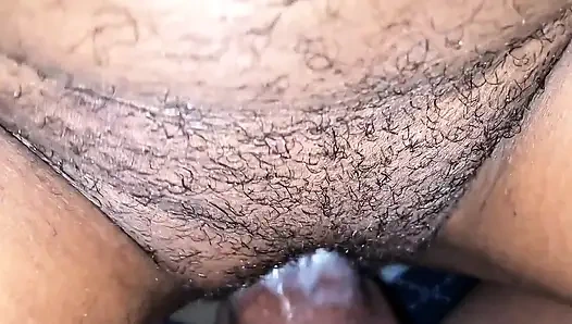 Она стонет для большого хуя