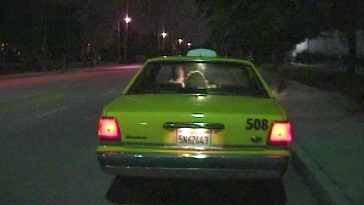 Wilde Taxifahrt mit geiler Blondine