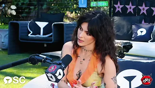 Genna james dientot habis-habisan sama salah satu rising star terpanas di webcam