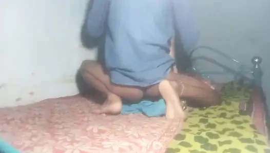 Zum ersten mal sex mit indischem bhabhi