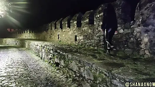 KINGDOM CASTLE ORAL SEKS, DÖL YAYA VE ÇIŞ