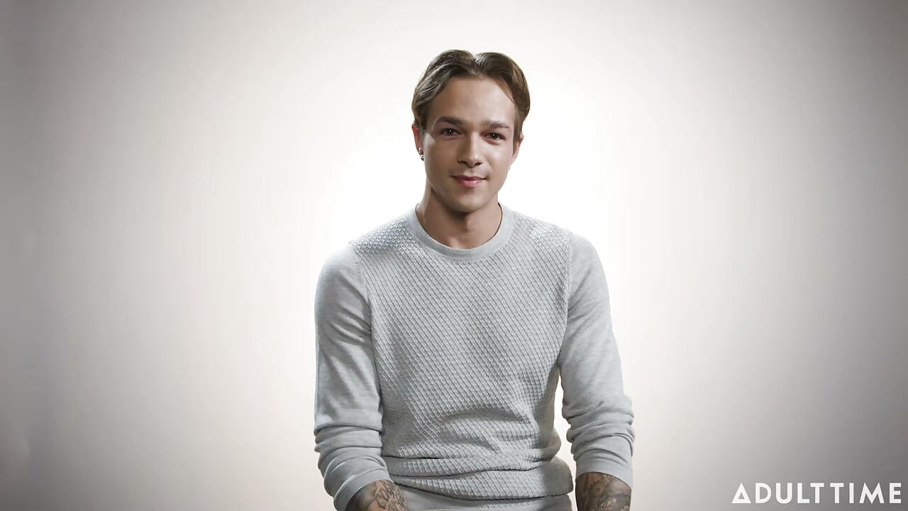 Jayden Marcos má svého ptáka uvíznutého v láhvi gatorade! Rozhovor s pornohvězdou - čas pro dospělé