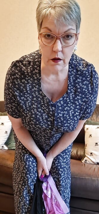 Stepaunty Layla Catches You Wanking