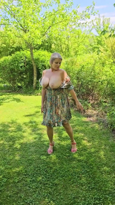 Mommys ONLYFAN BIG TIT Voyeur Wife Compilation Freeview | Clip 1