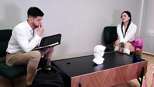 Sepulang Sekolah Saya Akhirnya Bercinta Dengan Profesor Saya Di Rumahnya Saat Kami Mengerjakan Proyek Universitas