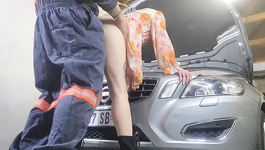 Может NT заплатить механику, так что я предложил ему киску