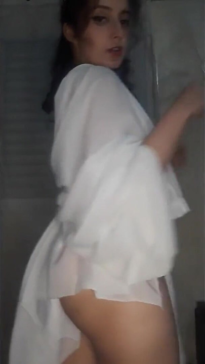 ดูเธอโดนเสียบปลั๊ก