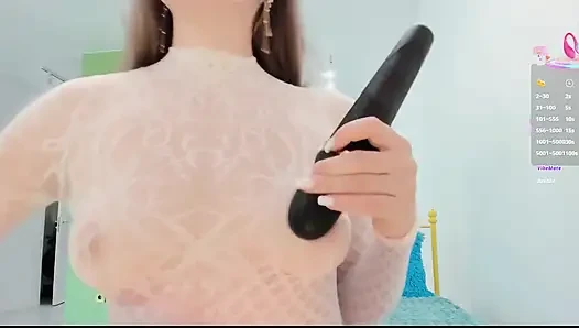 Massage My Pussy While I'm Lying on the Bed