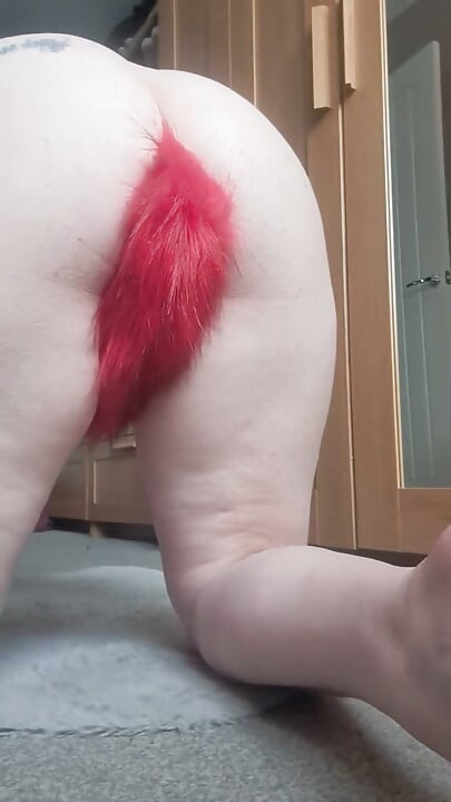 MILF Butt Plug JOI