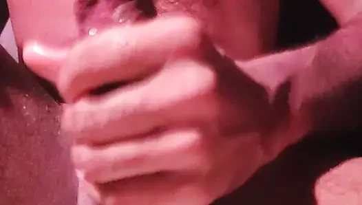 Sikimi yağlıyorum ve azdırıyor