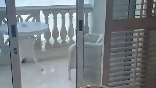 Amateur holiday sex ends in a pussy covered in cum