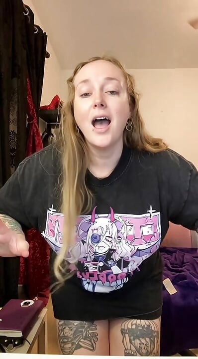 kissica video