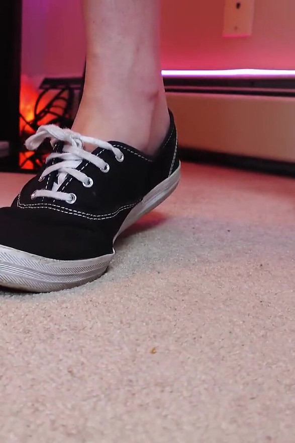 Giantess Little Man Femdom Sneaker Foot Fetish 1080p