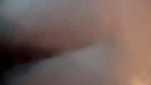 Pantat bahenol cewek ini dientot habis-habisan sampai matanya menerang keenakan