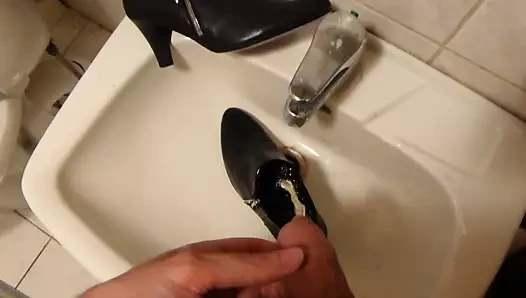 karısının yüksek kesim mahkeme ayakkabı işemek