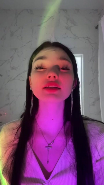 Video VioletBenson