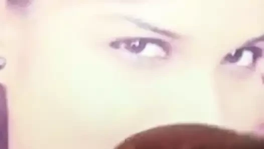 Can haraç için seksi milf shreya