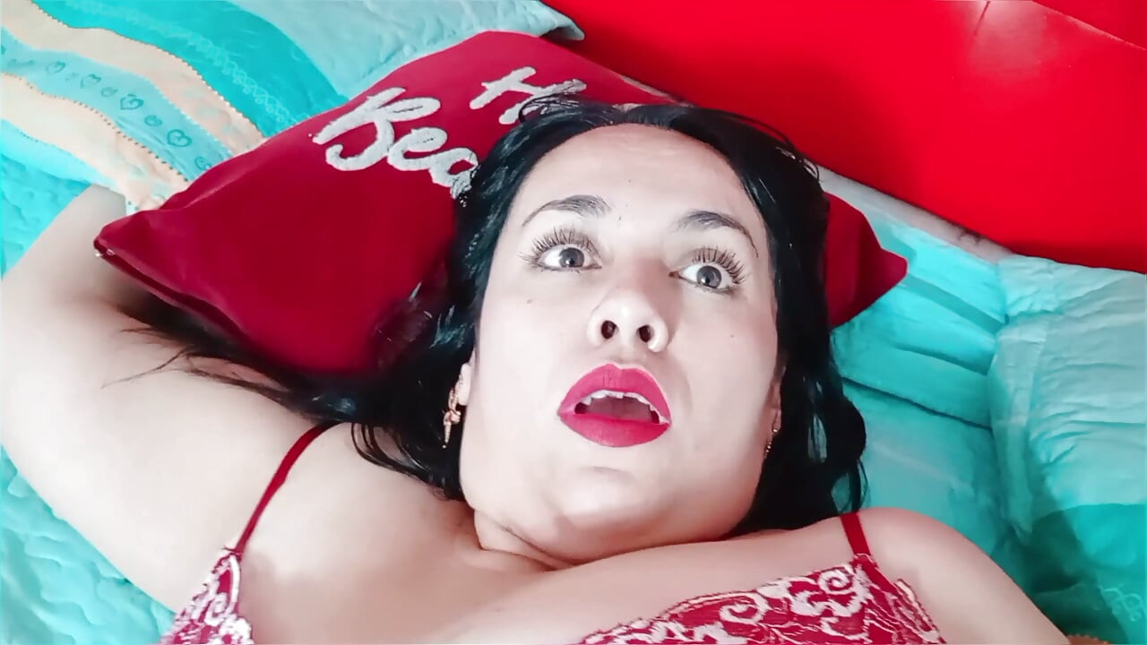 Stepson Enters the Room and Fucks His Big Ass Stepmom - Amateur BBW Stepmom