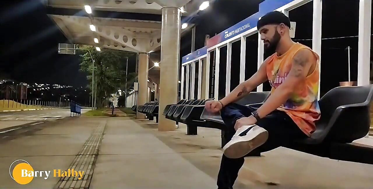 I Sucked the Driver's Dick While Waiting for the Bus.