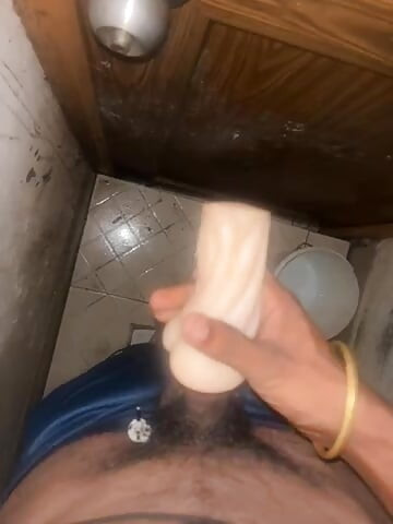 Desi boy land