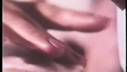 Çıplak retro güzelliklerin koleksiyonunu izlemenin tadını çıkarın