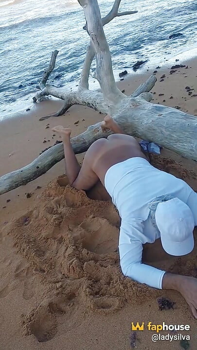 Naked Ladysilva on the Beach Showing off Her Sexy Tanned Ass